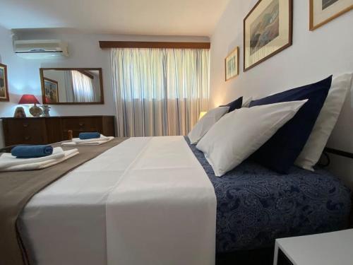Postel nebo postele na pokoji v ubytování Villa Aura - Thymari