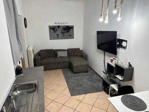 TV a/nebo společenská místnost v ubytování Indomabile Home Como
