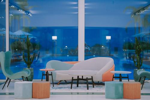 Posezení v ubytování Empire Beach Resort ADULTS ONLY