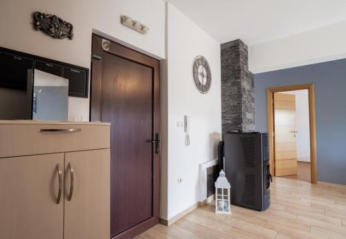 Dapur atau dapur kecil di Apartman Filip