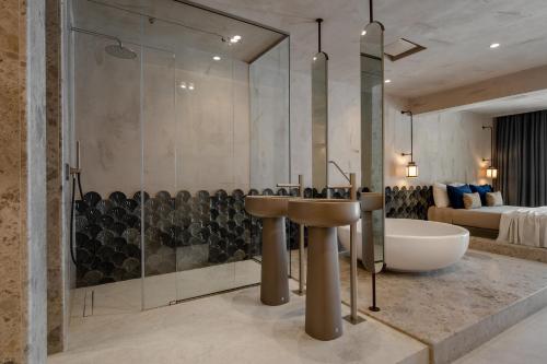 Un baño de Naxos Rhyton