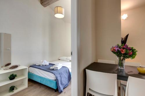 Santa Reparata Apartment by Mamo Florence
