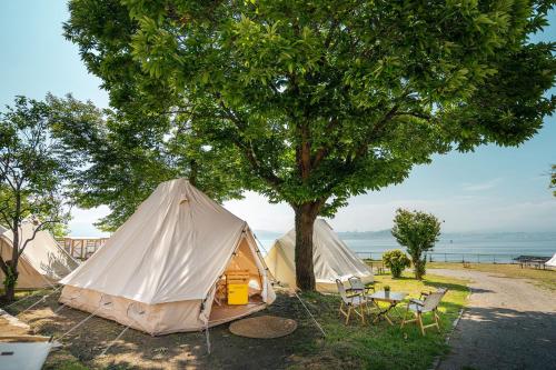 Příroda nedaleko luxury tent