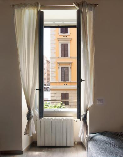 AD MAIORA SUITE