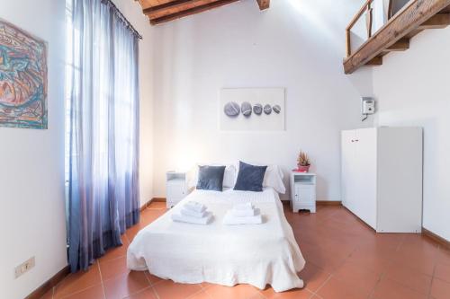 Casa Romana by Mmega
