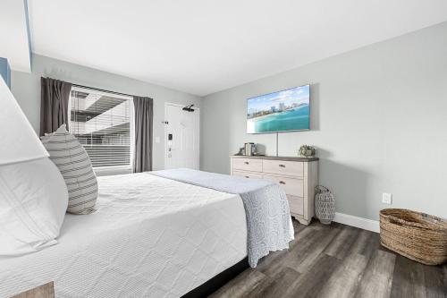 Direct OCEANFRONT- King Bedroom- AMAZING VIEWS/Pools/Hot Tubs/Beach Access/Golf photo 9