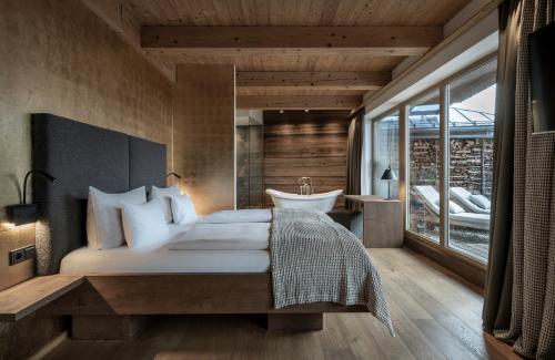 Una cama o camas en una habitación de Das.Goldberg