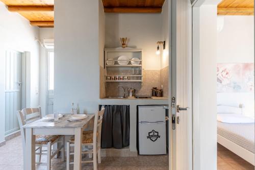 Fotografie z fotogalerie ubytování Michalios Luxury Apartments v destinaci Koufonisia