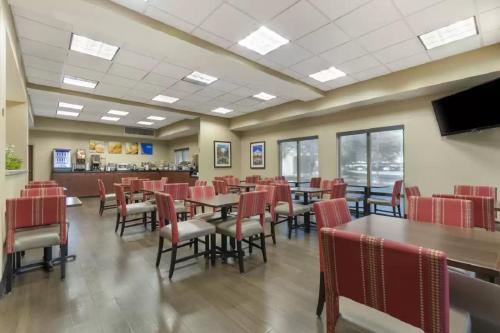 Gallery image of Comfort Inn & Suites Airport in San Antonio