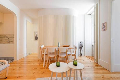 Cozy and Homely Getaway by LovelyStay