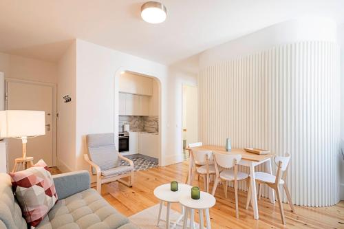 Cozy and Homely Getaway by LovelyStay