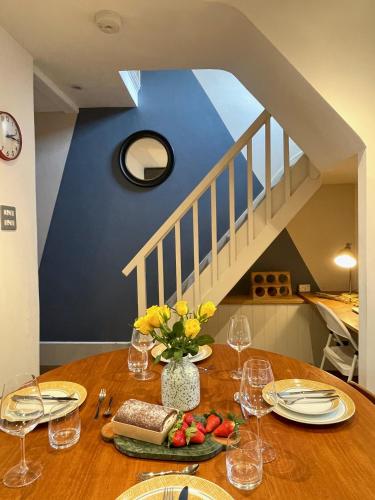 Stylish 2-bedroom Townhouse next to Brighton Station photo 14