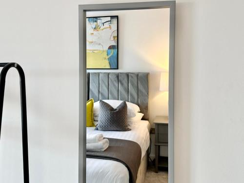 Icona Luxury Apartment with Minster Views & Allocated Parking photo 17