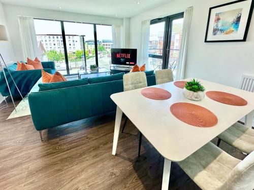 Icona Luxury Apartment with Minster Views & Allocated Parking photo 24