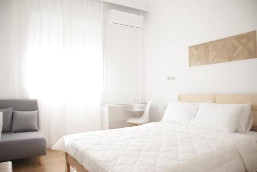 Eclectic Design Studio #01 in Aristotelous