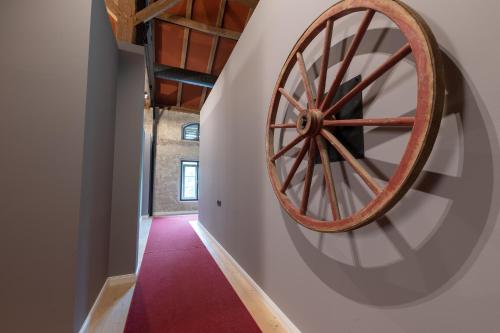 Foto dalla galleria di LANDHOTEL ALTE ZOLLSTATION- Historical Building a Pittenhart