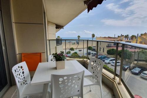 Apartamento primera línea playa, Valencia – Bijgewerkte ...