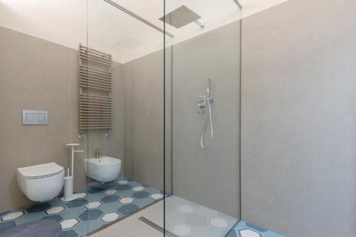 Biuti Suite Apartment photo 20