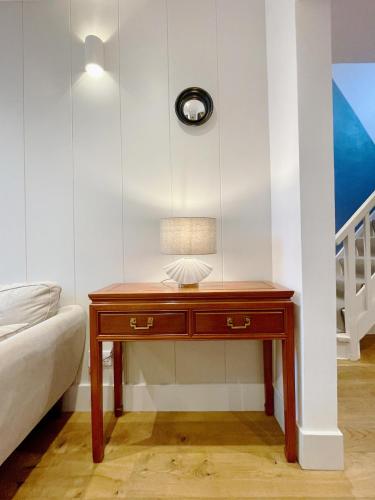 Stylish 2-bedroom Townhouse next to Brighton Station photo 35