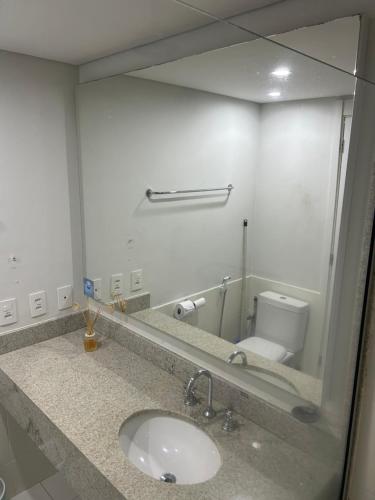 Ένα μπάνιο στο Itaipava Granja Brasil Studio