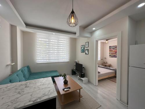 Posezení v ubytování Modern 1-Bedroom Apartment in City Center