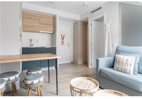 CHIC HUMARALET, pie de pistas, free parking