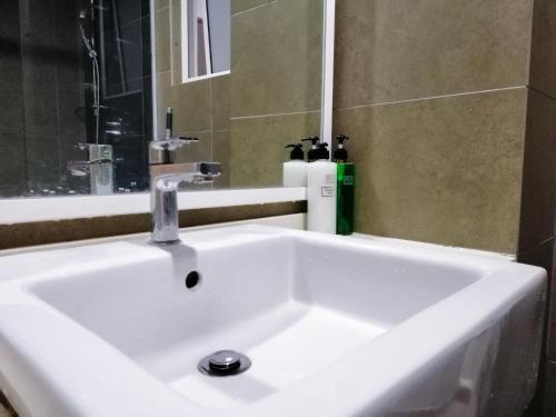 Ένα μπάνιο στο Setapak Central Signature Suites by Manhattan Group