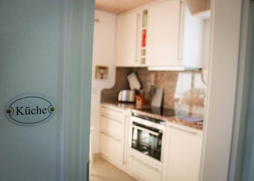 Una cocina o kitchenette en Villa Wolfsgrund - 5* Luxus Design Ferienhaus