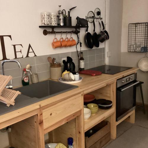 Kuhinja ili čajna kuhinja u objektu Self contained apartment