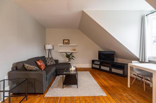 110 Loft & Historic Home – Photos 3
