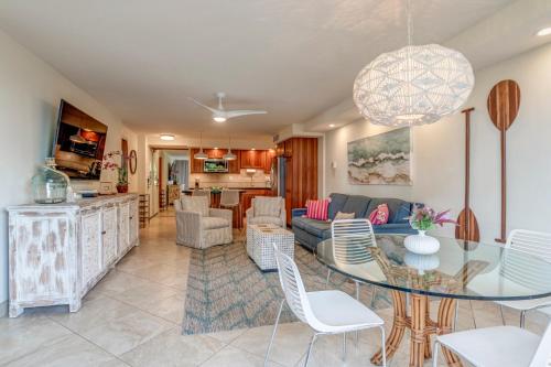 Kuchyň nebo kuchyňský kout v ubytování Maui Kaanapali Villas A210