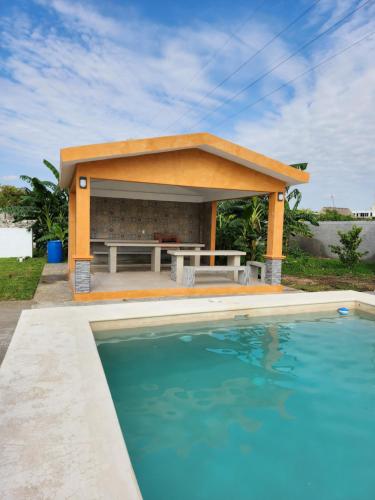 Pergola´s Road House – Photos 2