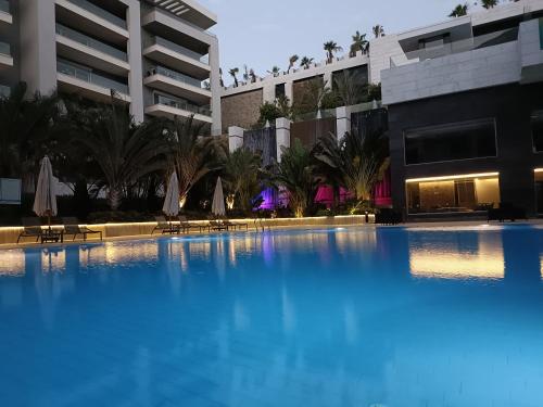 Bazén v ubytování Sheraton Ocean 601-B - Without Pool access nebo v jeho okolí