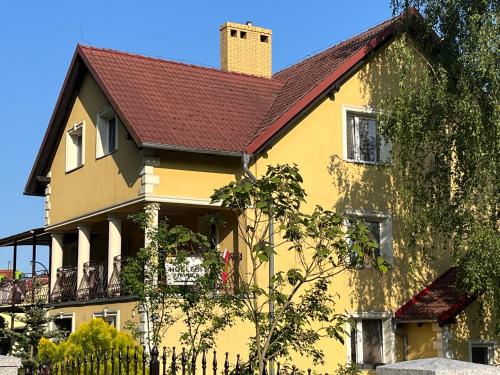 Afbeelding uit fotogalerij van Noclegi Pod Lasem in Lubrza