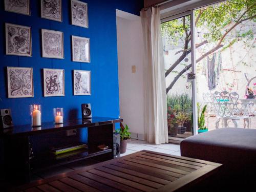 Гостиная зона в Casa Colorida