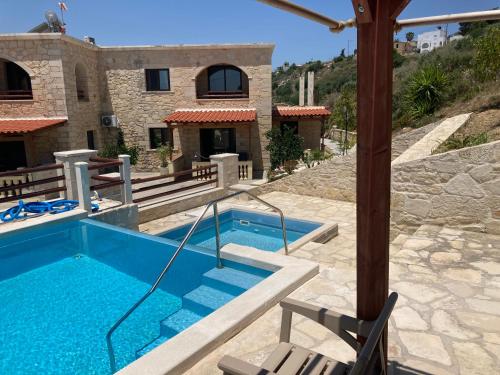 Piscina en o cerca de ANEMOS residence