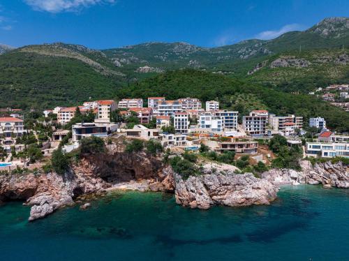 Zdjęcie z galerii obiektu Niki Apartments Pržno w miejscowości Sveti Stefan