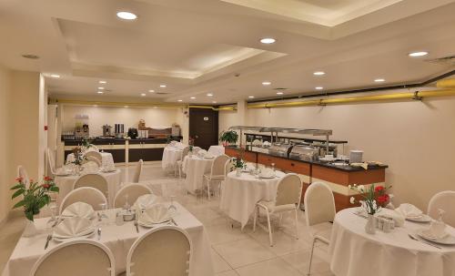 ห้องอาหารหรือที่รับประทานอาหารของ Gaziantep Garni Hotel