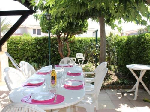 Pavillon près plage pour 4 pers. avec terrasse, parking et wifi, animaux acceptés - Gruissan - FR-1-229-869