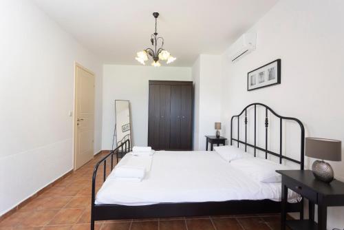 Gallery image of Villa Egeo - Beachfront Paradise, Private Beach, Starlink, BBQ in Vourvourou