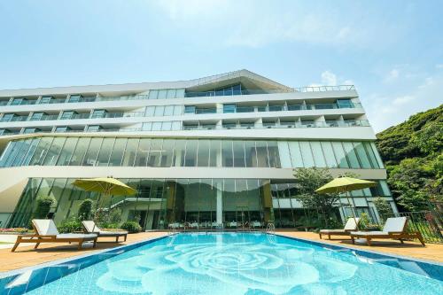Bazén v ubytování OliveBay Hotel nebo v jeho okolí