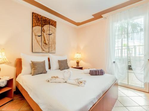 Villa in Ripenda Kras with Pool and Sauna