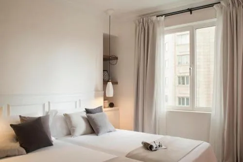 Dear Hotel Madrid photo 8
