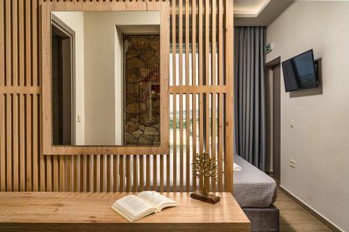 Pietra Caves Suitesにあるテレビまたはエンターテインメントセンター