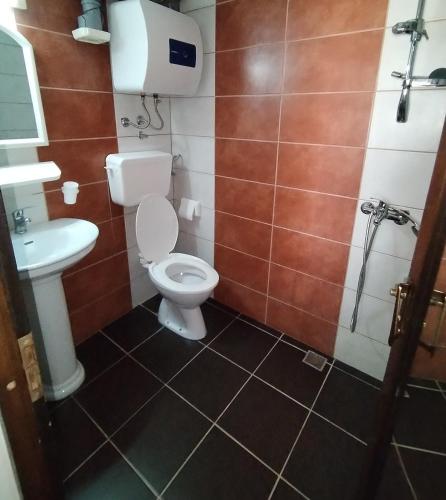 Gallery image of Villa Mia apartments in Sutomore