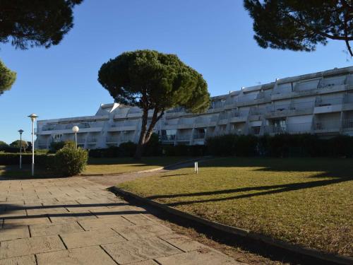 Studio Cabine lumineux, loggia & plancha à Port Camargue, 4 couchages, ménage inclus