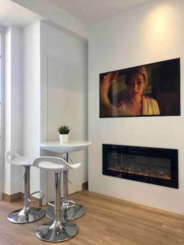 Great sea view apartment, near the beach, with AC and pools