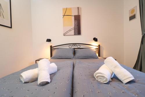 Apartment Vili, green oasis step to the sea