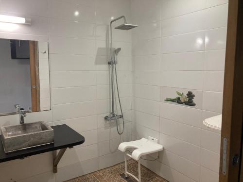 Phòng tắm tại Aux Portes du Piton des Neiges