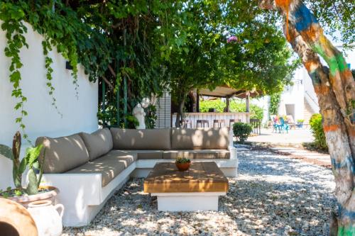 Taman di luar Costa Bodrum City